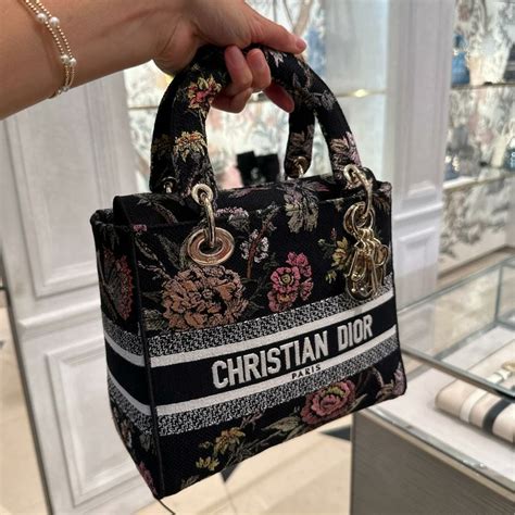 dior bags cheap|cheapest item on dior website.